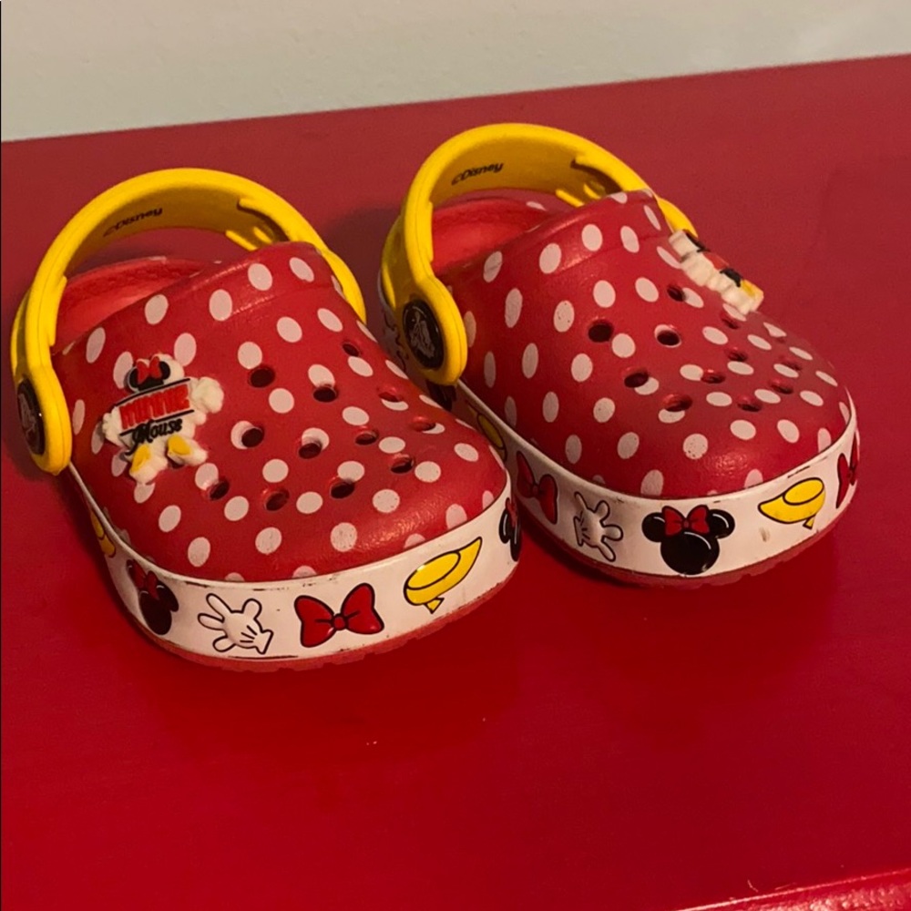 Disney Minnie Mouse Light up Crocs